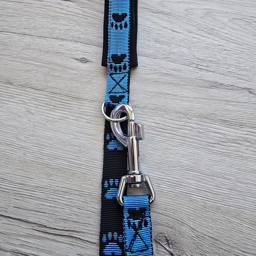 Leine mit weicher Handschlaufe - Blau /Schwarz mit Pfötchen