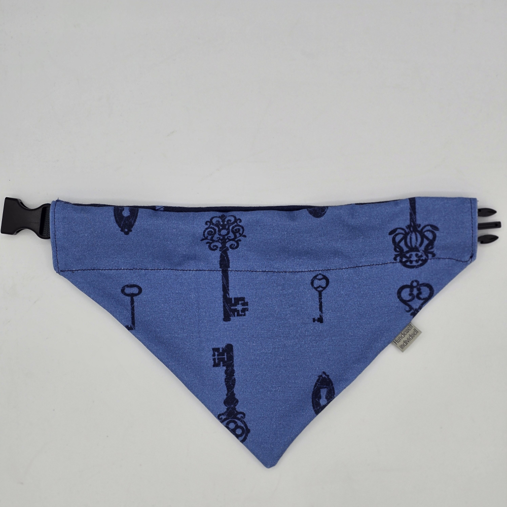 Halstuch dunkelblau - hellblau mit Schlüsseln
