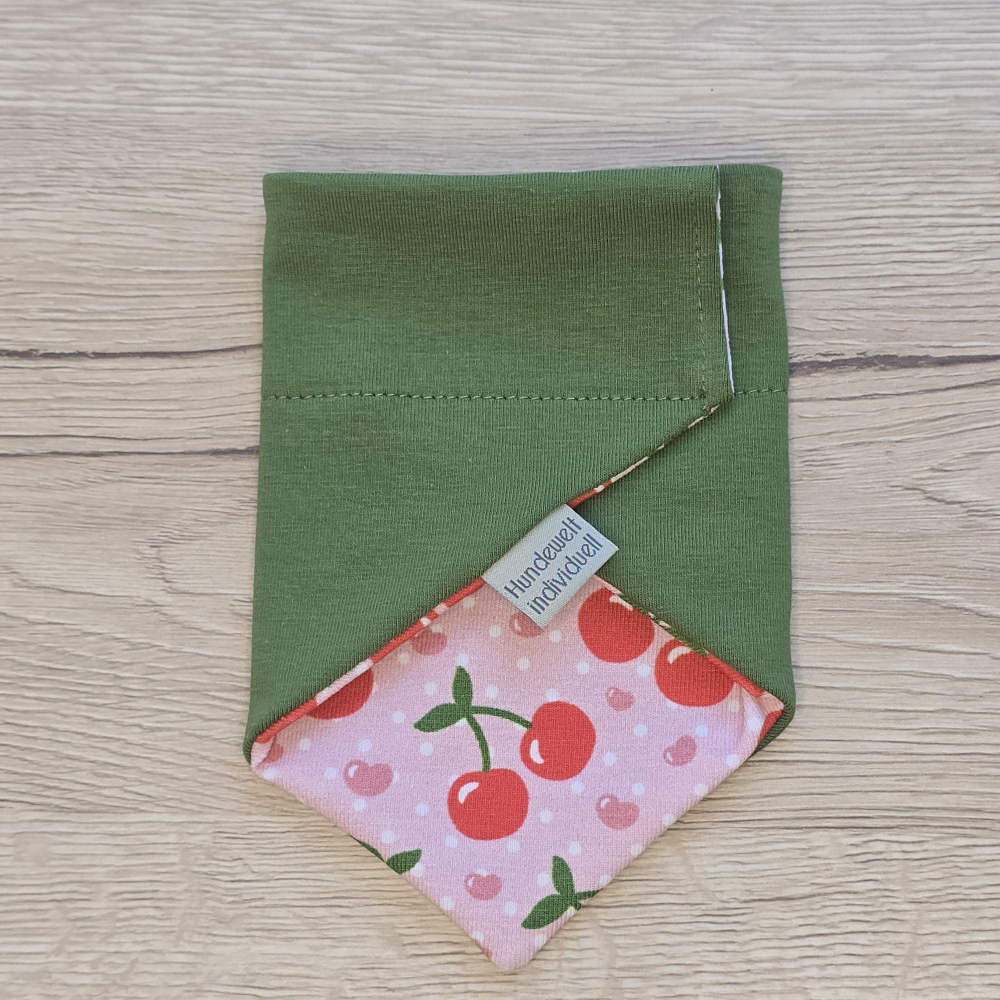 Halstuch rosa / grün mit Kirschen